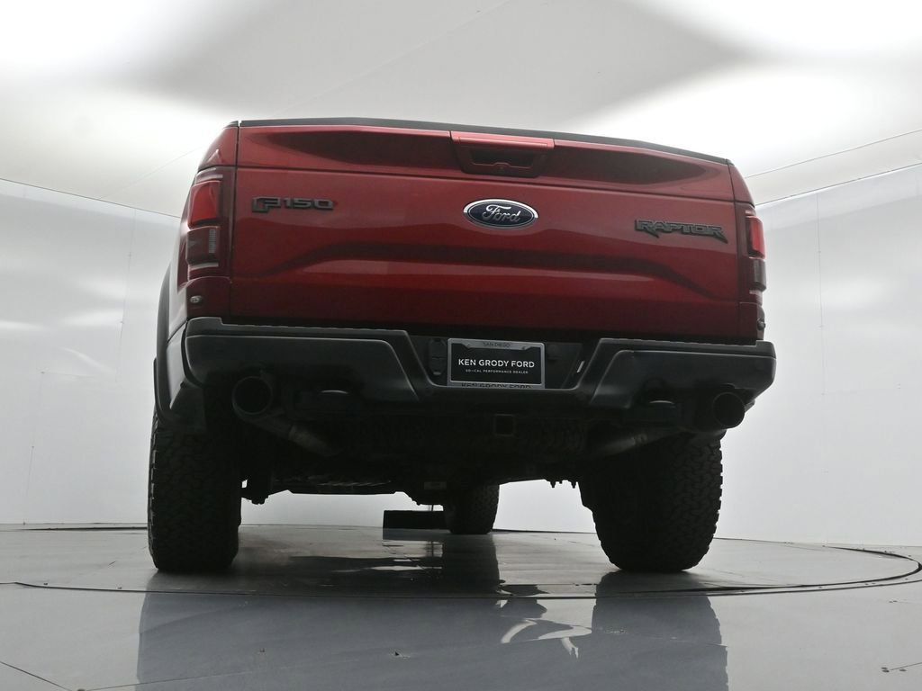 Certified 2017 Ford F150 Raptor w/ Equipment Group 802A Luxury image 53
