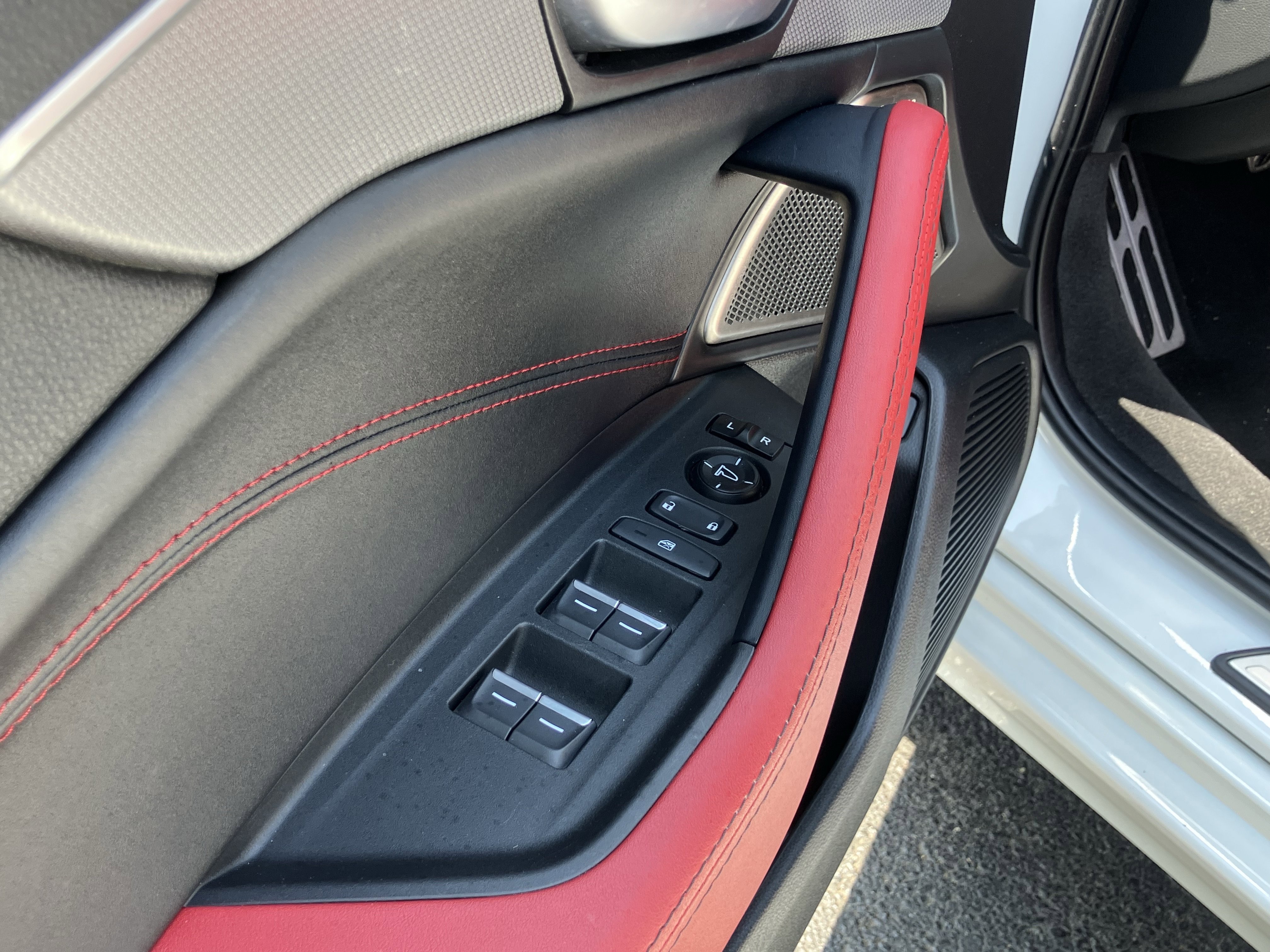 Used 2025 Acura TLX SH-AWD w/ A-SPEC Pkg image 15