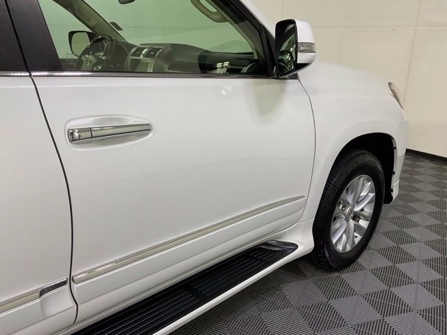 Used 2017 Lexus GX 460 AWD/4WD image 7