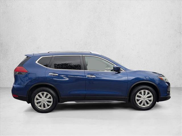 Used 2017 Nissan Rogue S w/ S Appearance Package image 4