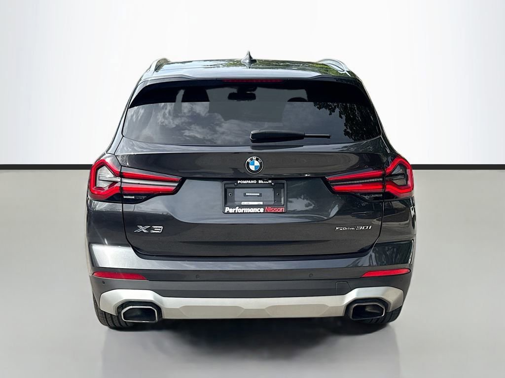 Used 2023 BMW X3 sDrive30i w/ Premium Package image 7