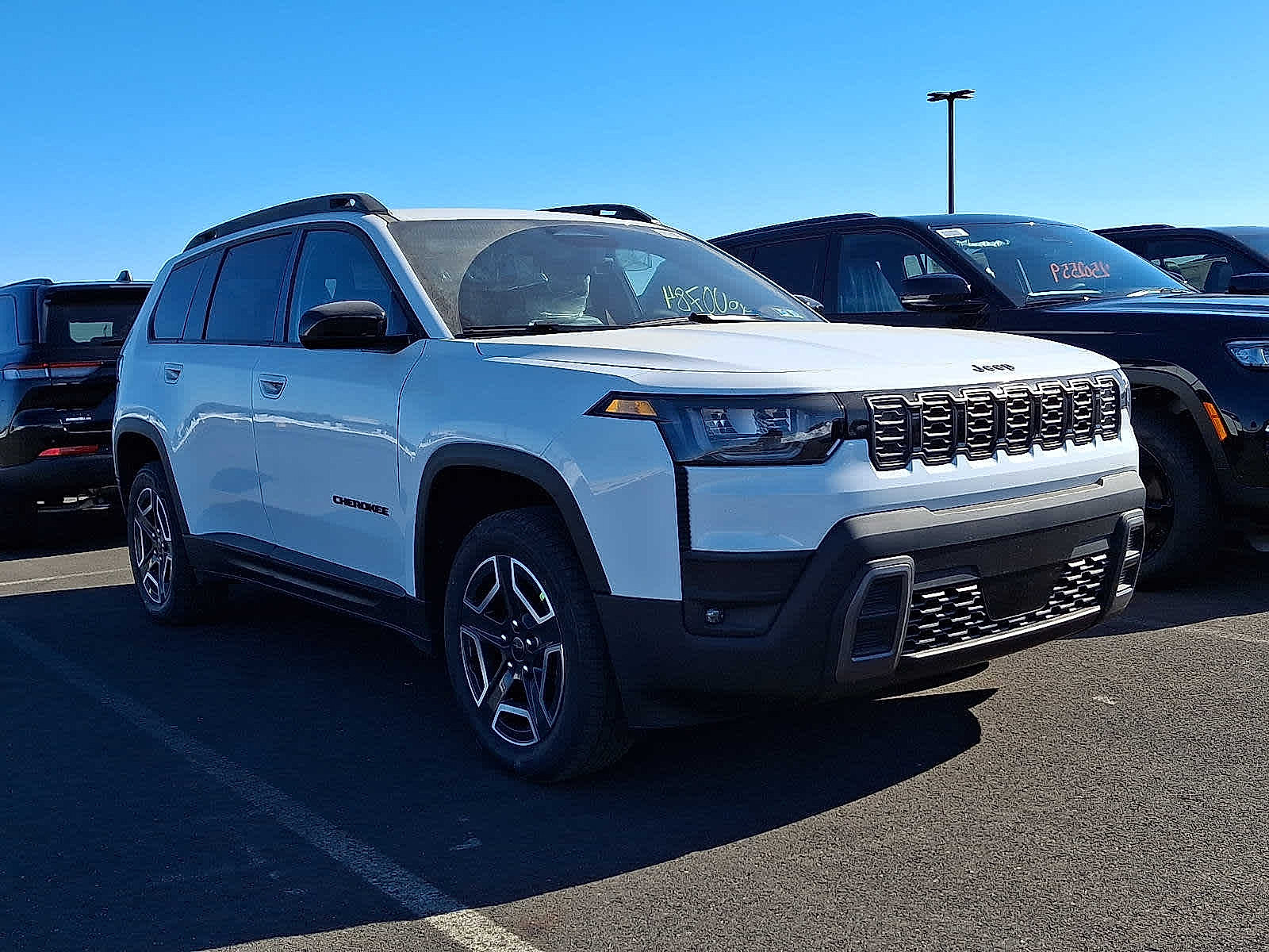 New 2026 Jeep Cherokee Laredo AWD/4WD image 1