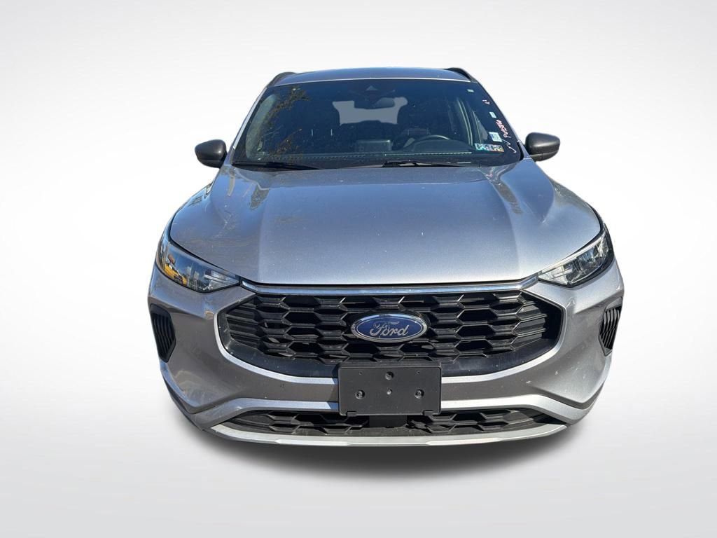Used 2023 Ford Escape ST-Line image 3