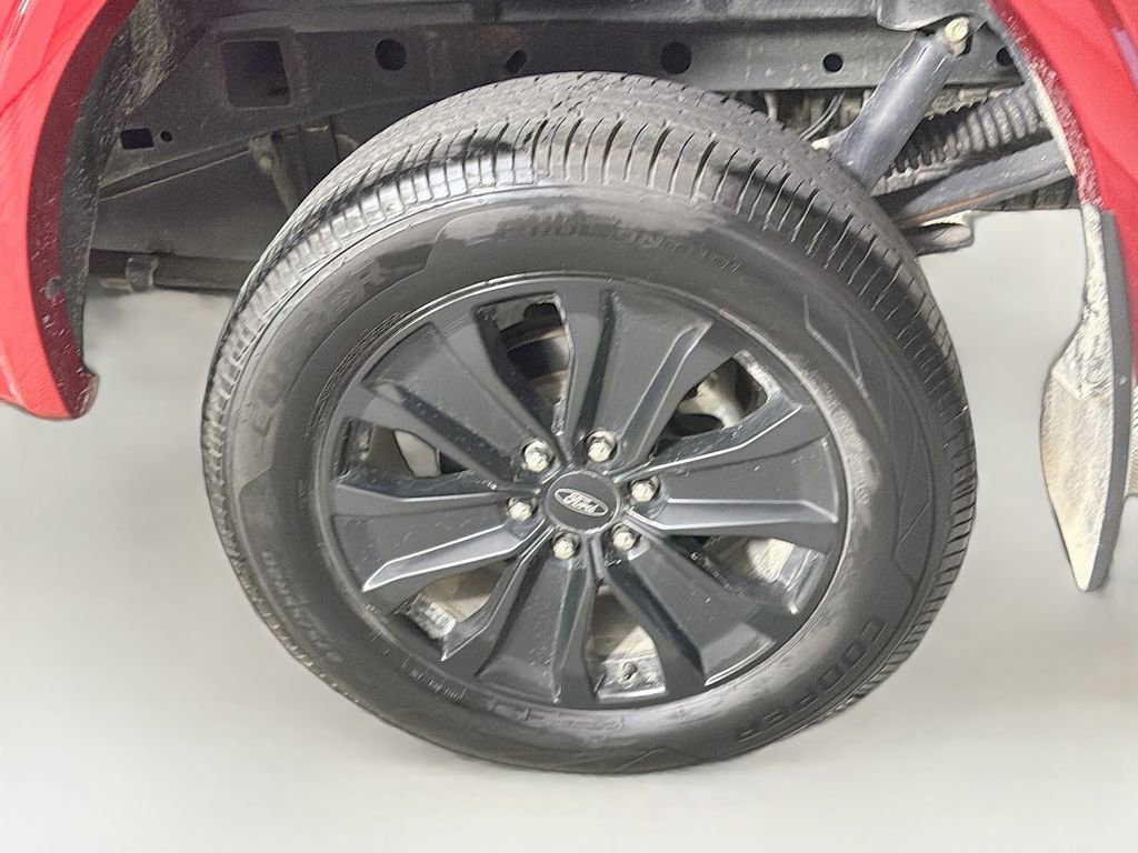 Used 2020 Ford F150 Lariat image 32
