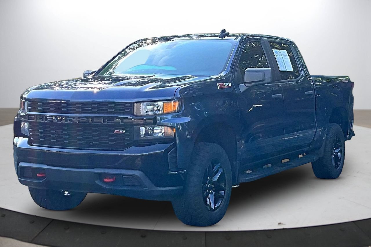 Used 2019 Chevrolet Silverado 1500 Custom Trail Boss w/ Custom Convenience Package AWD/4WD image 4