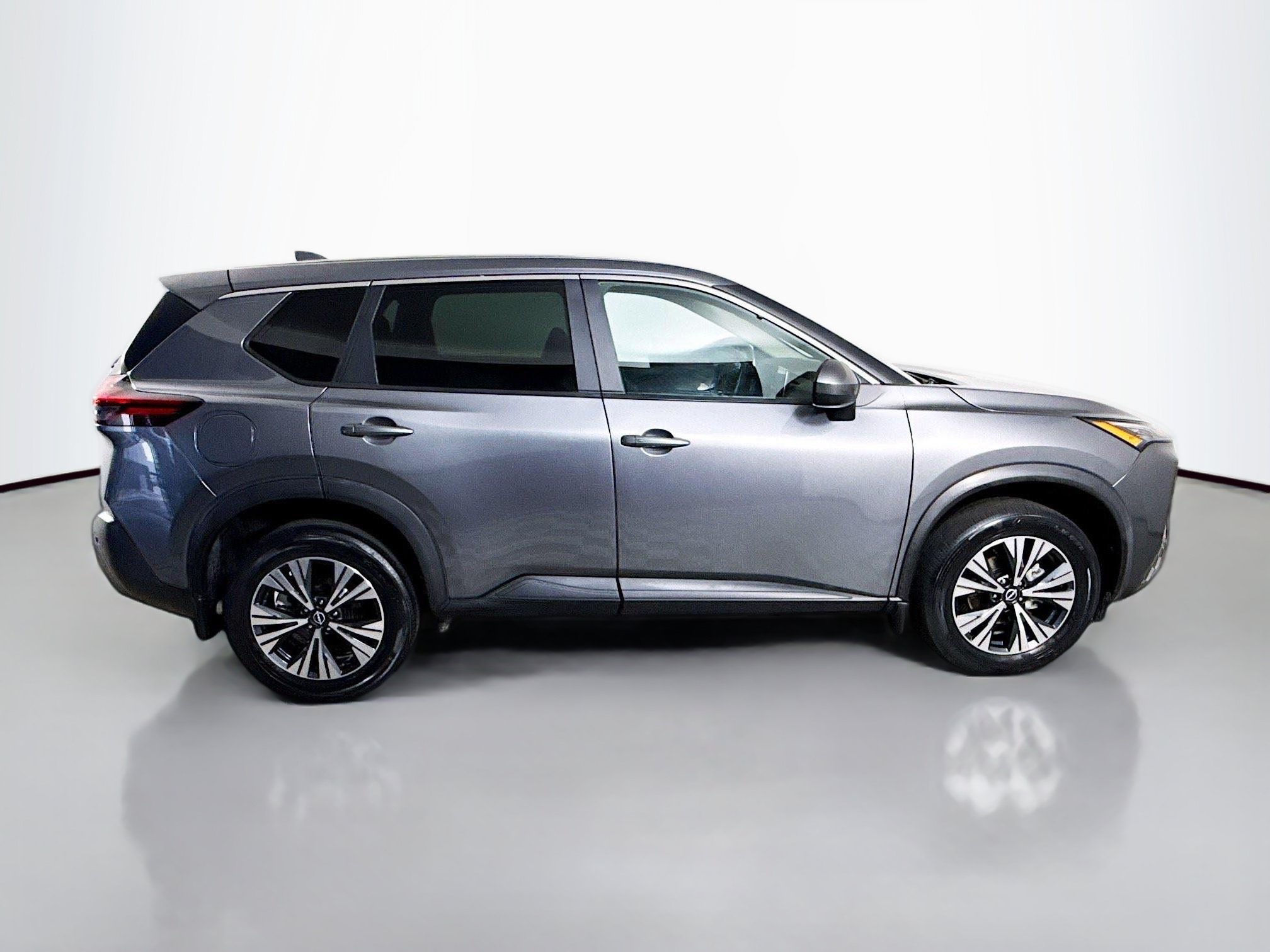 Used 2023 Nissan Rogue SV FWD image 11