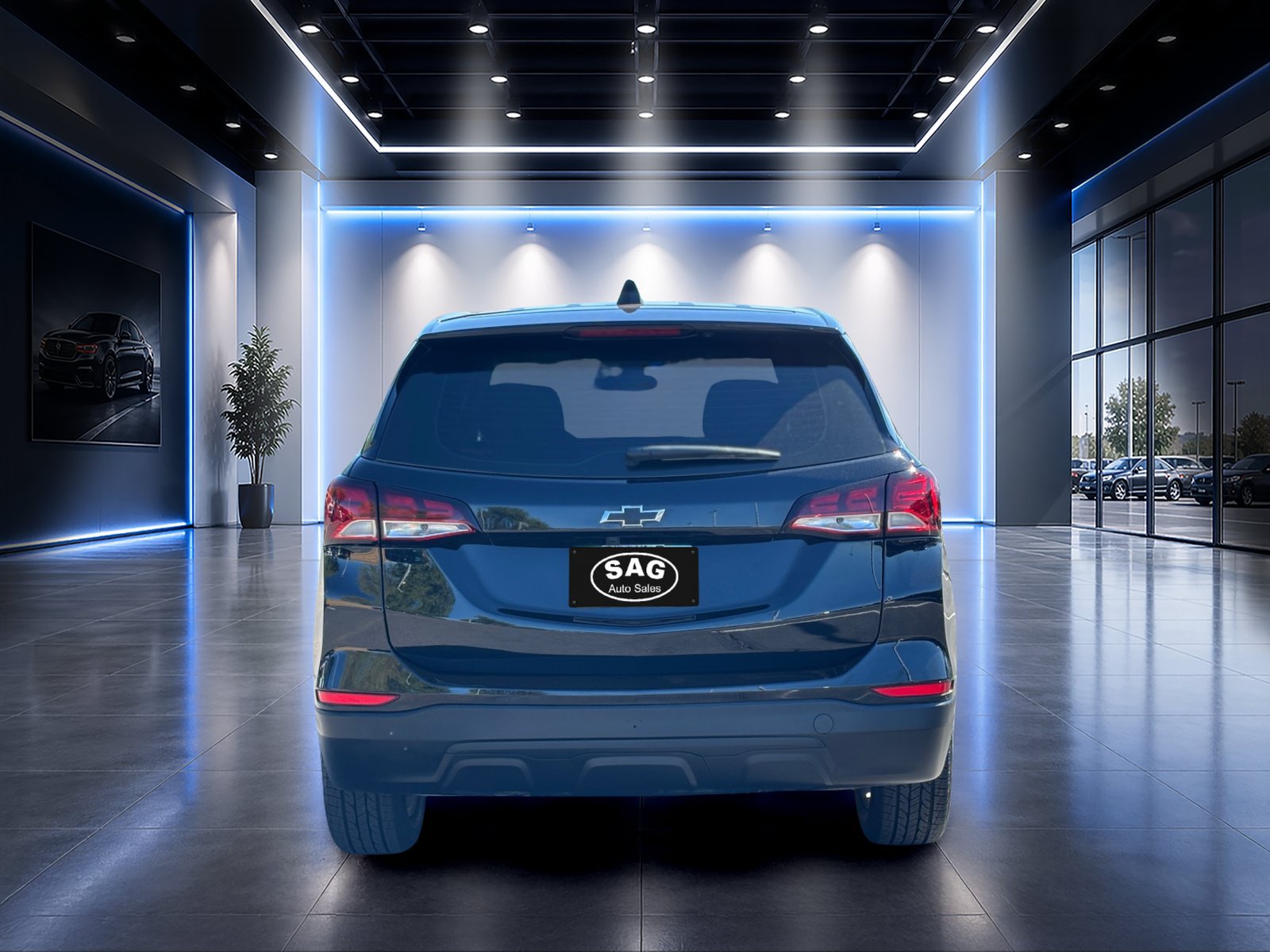 Used 2024 Chevrolet Equinox LS w/ Midnight Edition FWD image 5