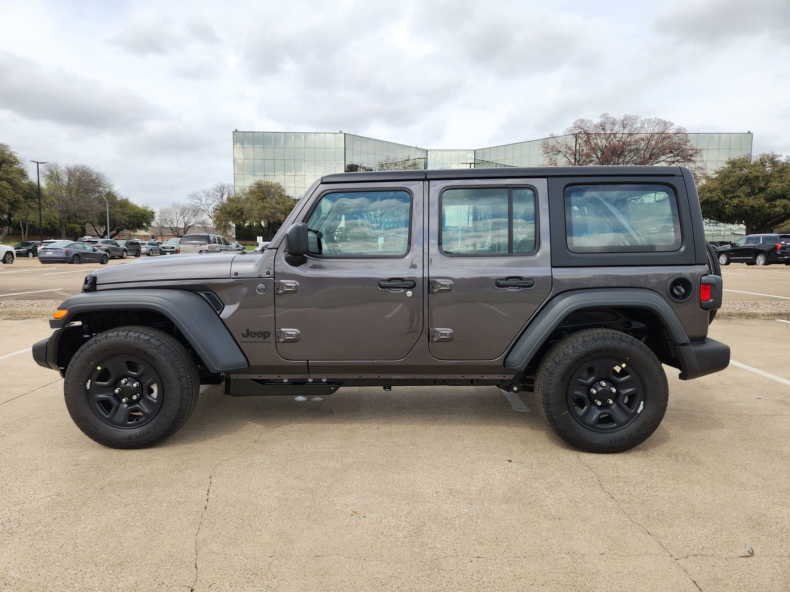 New 2026 Jeep Wrangler Unlimited Sport image 3