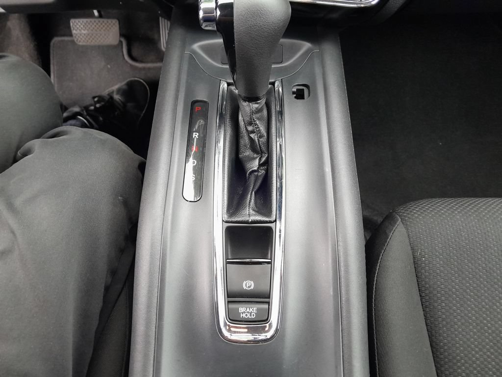 Used 2018 Honda HR-V EX image 22