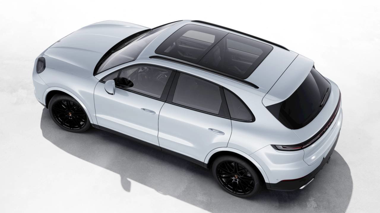 New 2026 Porsche Cayenne AWD/4WD image 4