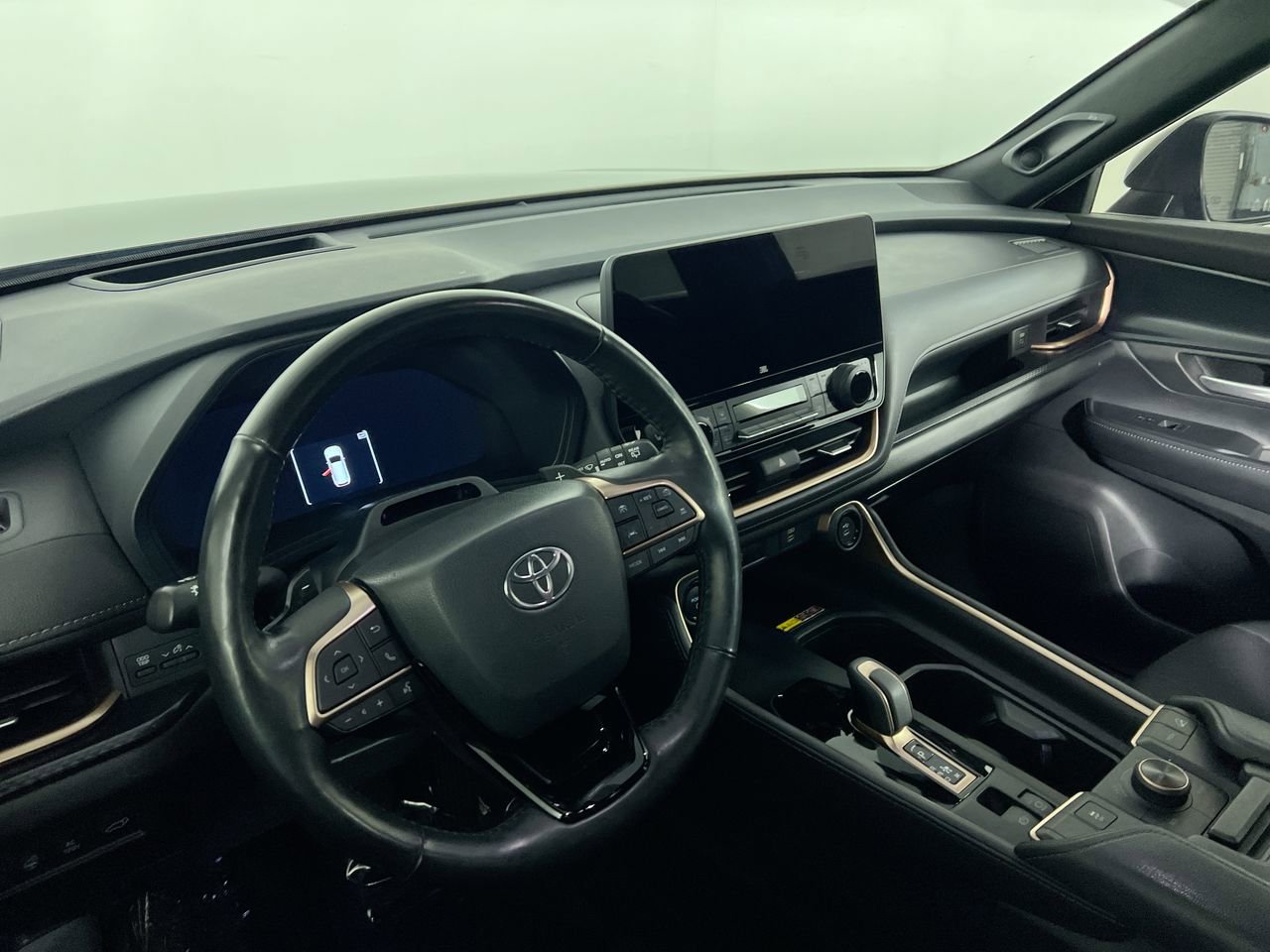 Used 2024 Toyota Grand Highlander AWD Hybrid image 27