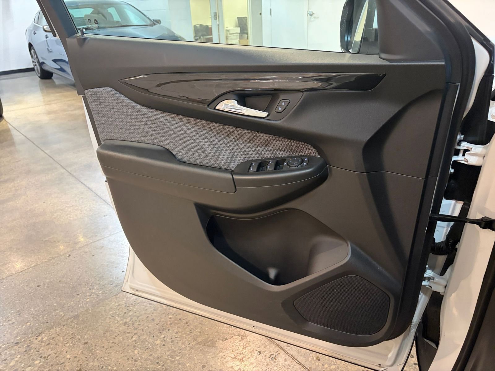 Used 2025 Chevrolet TrailBlazer LT image 20