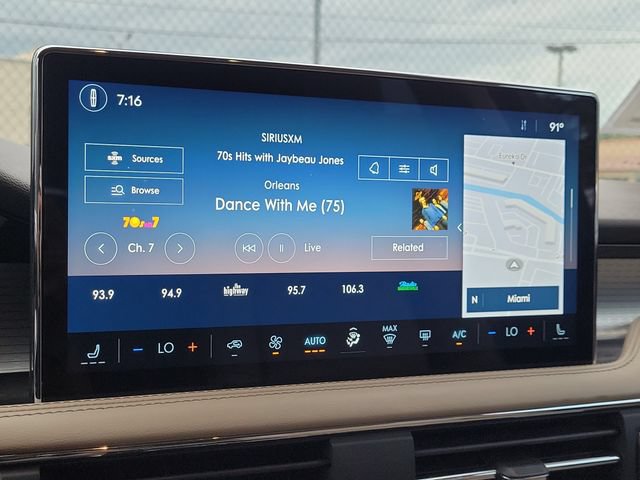 Certified 2024 Lincoln Corsair FWD image 24
