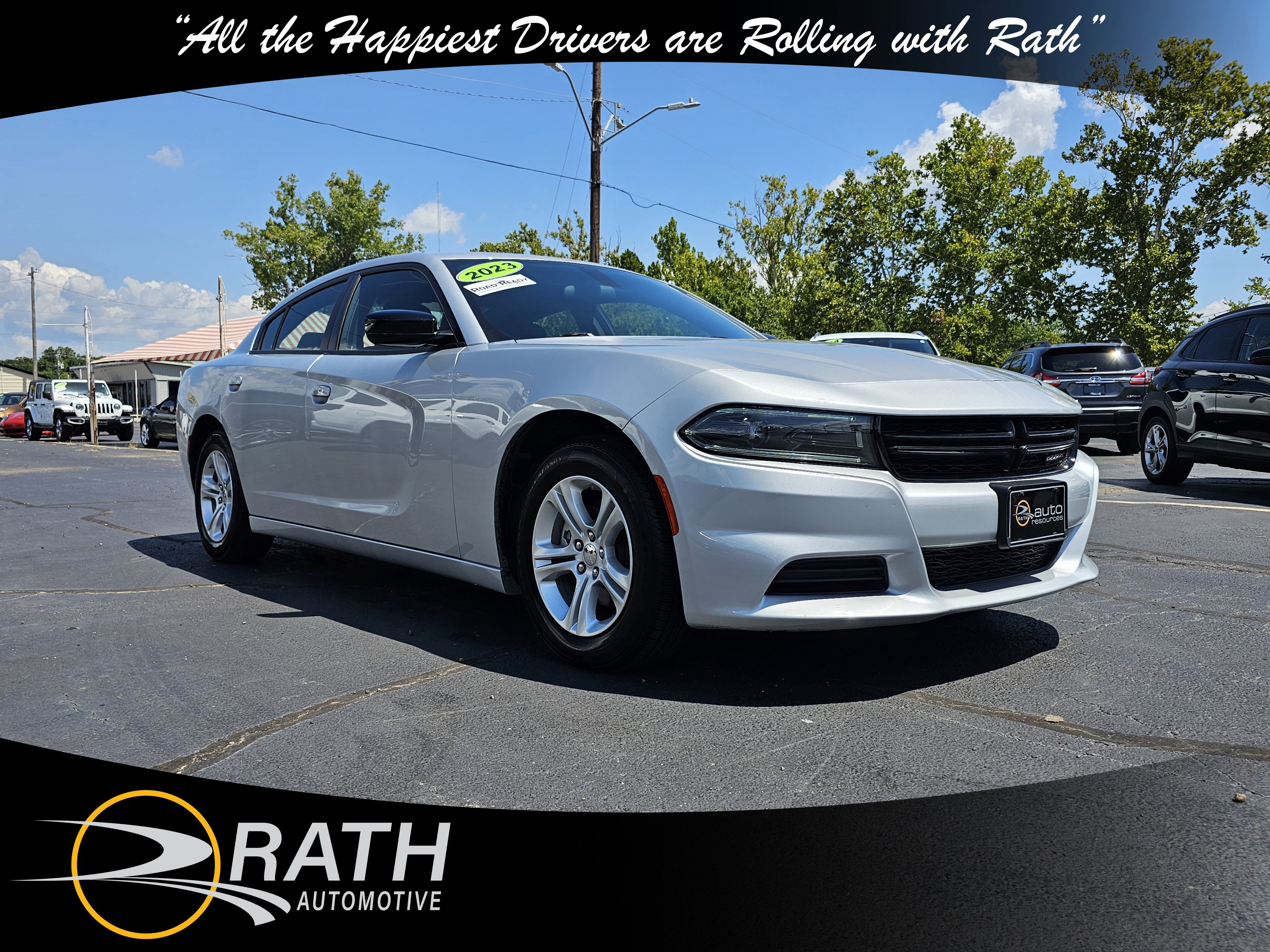 Used 2023 Dodge Charger SXT image 1