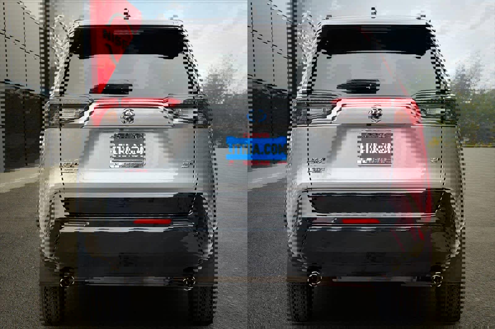 Used 2021 Toyota RAV4 XSE w/ Weather Package image 8