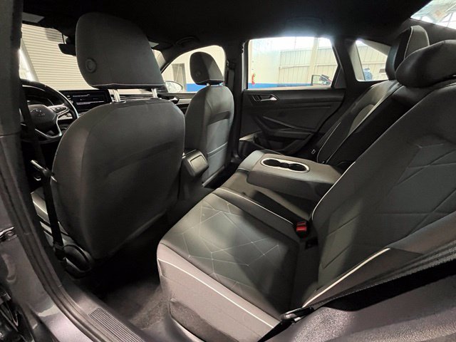 Used 2025 Volkswagen Jetta Sport FWD image 14