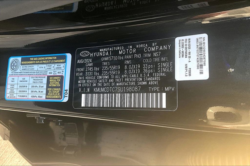 Used 2025 Genesis GV70 3.5T Sport image 44