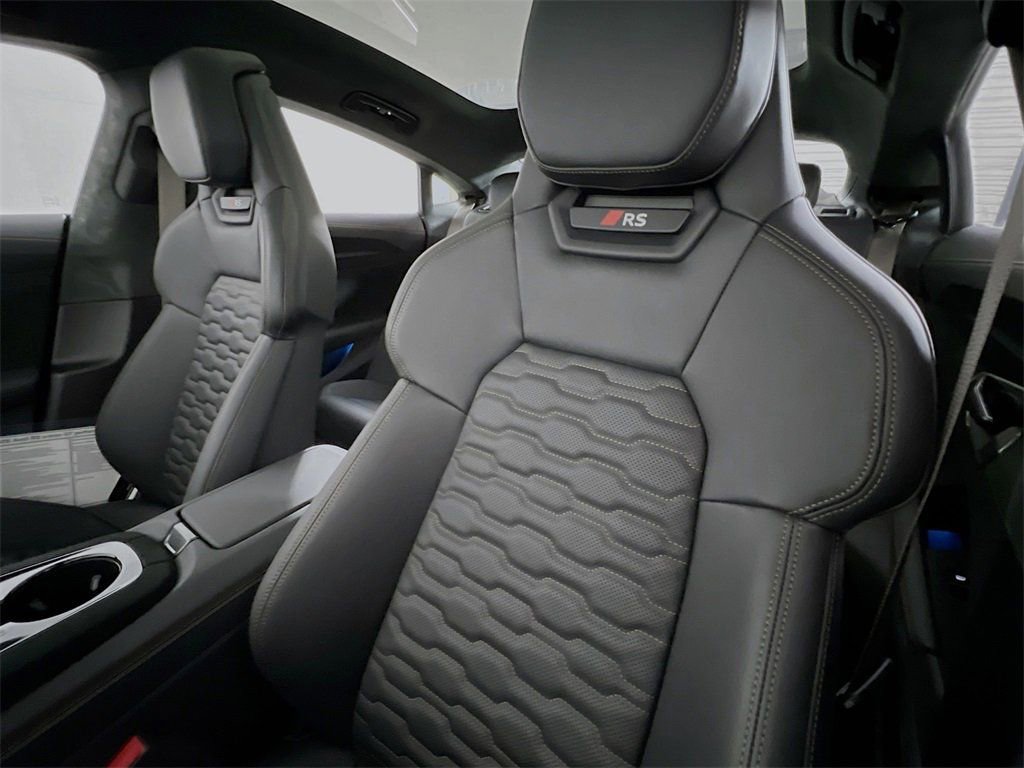 New 2026 Audi RS e-tron GT performance image 11