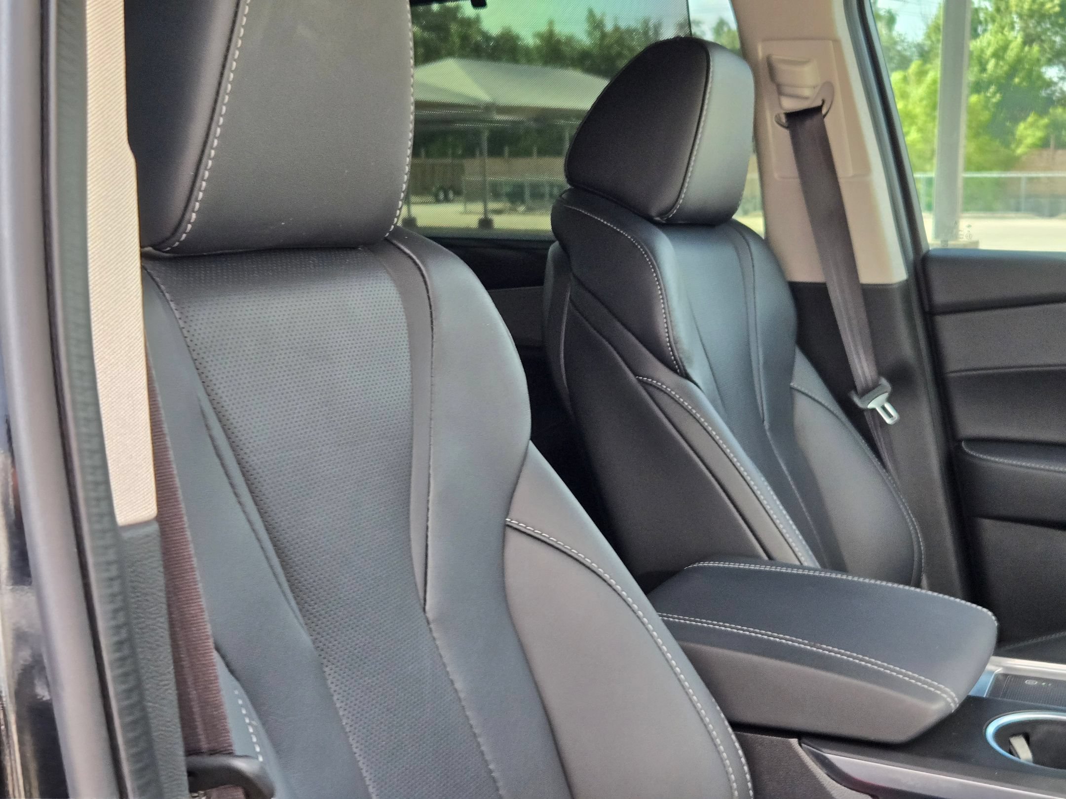 Certified 2023 Acura MDX FWD w/ Technology Package image 30