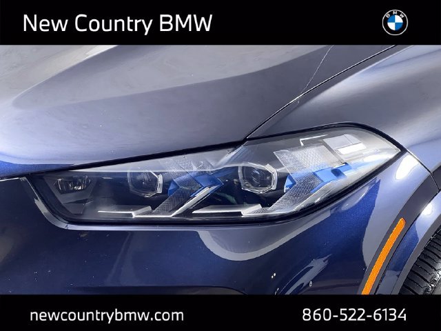 Used 2025 BMW X5 xDrive40i w/ M Sport Package AWD/4WD image 15