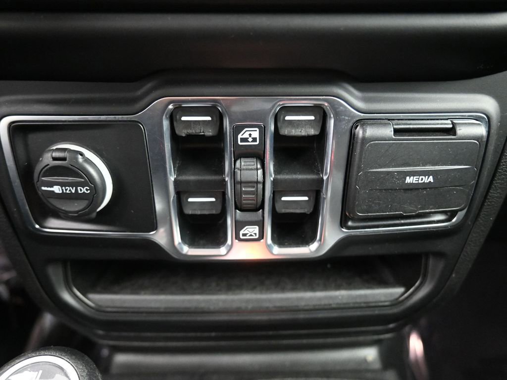 Used 2021 Jeep Wrangler Unlimited Sport S image 27