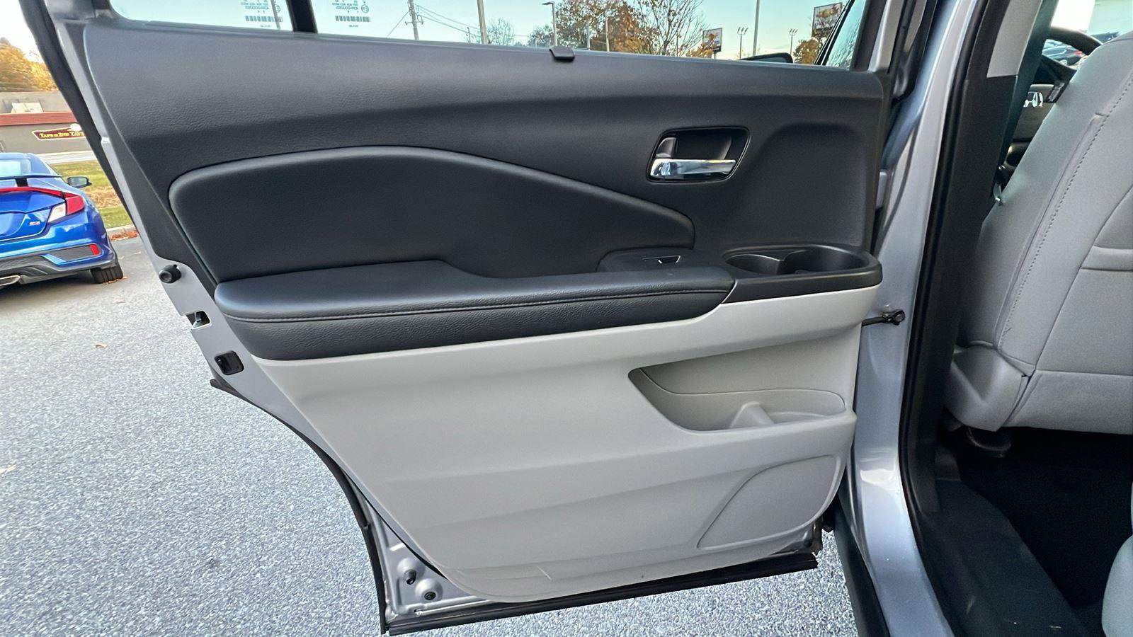 Used 2022 Honda Pilot Special Edition image 18