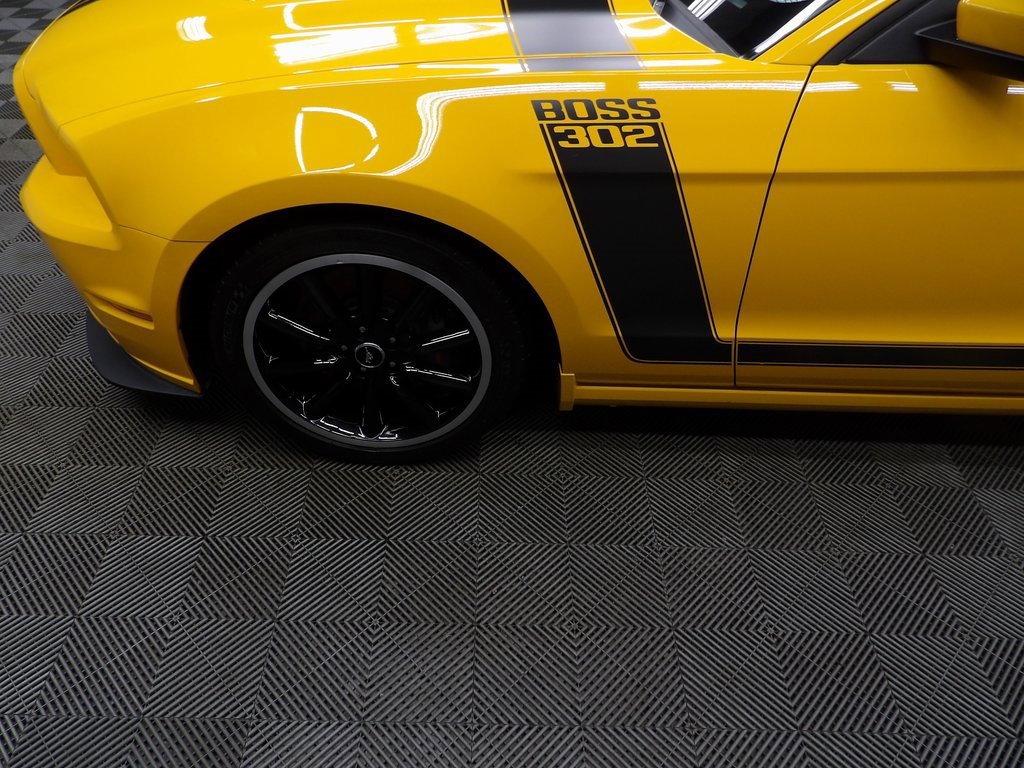 Used 2013 Ford Mustang Boss 302 w/ Boss 302 Accessory Pkg image 28