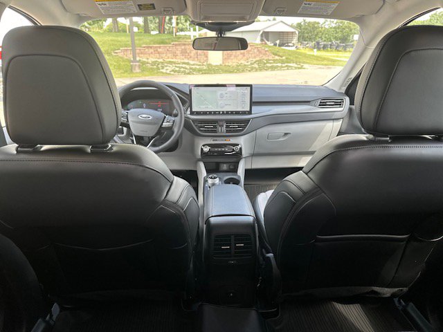 New 2024 Ford Escape SE FWD image 11