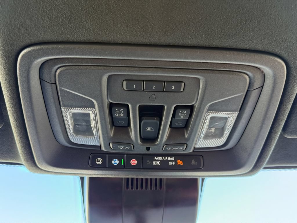 Used 2024 GMC Sierra 1500 Denali Ultimate AWD/4WD image 19