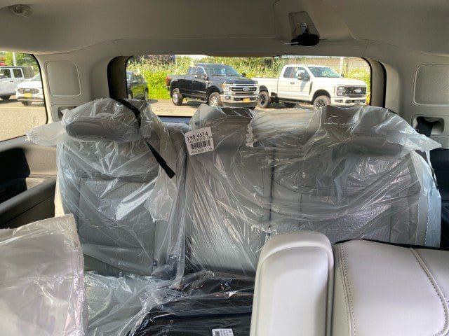 New 2027 Ford Expedition Platinum w/ Platinum Ultimate Package AWD/4WD image 29