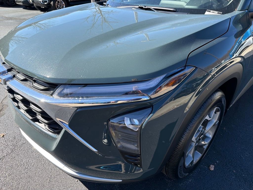 New 2025 Chevrolet Trax LT w/ Driver Confidence Package image 9