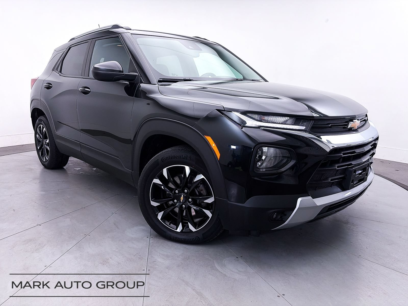 Used 2023 Chevrolet TrailBlazer LT FWD image 1