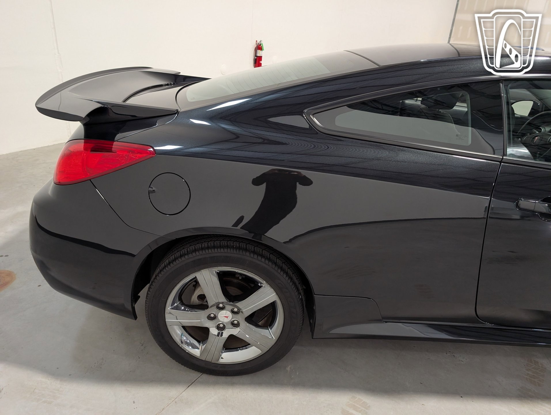 Used 2009 Pontiac G6 GXP w/ Sun And Sound Package image 35