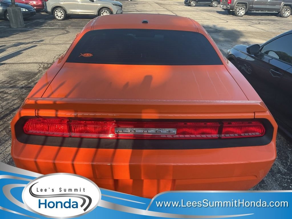 Used 2012 Dodge Challenger R/T RWD image 8