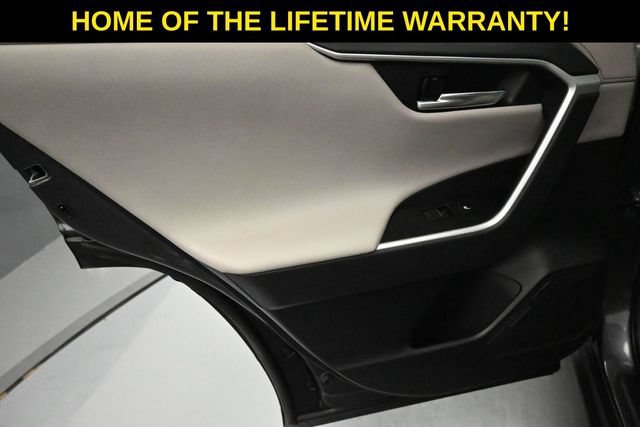 Used 2021 Toyota RAV4 Limited AWD/4WD image 34