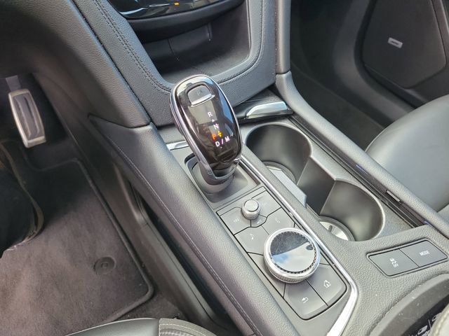 Used 2021 Cadillac XT6 Sport w/ LPO, ONYX Package image 17