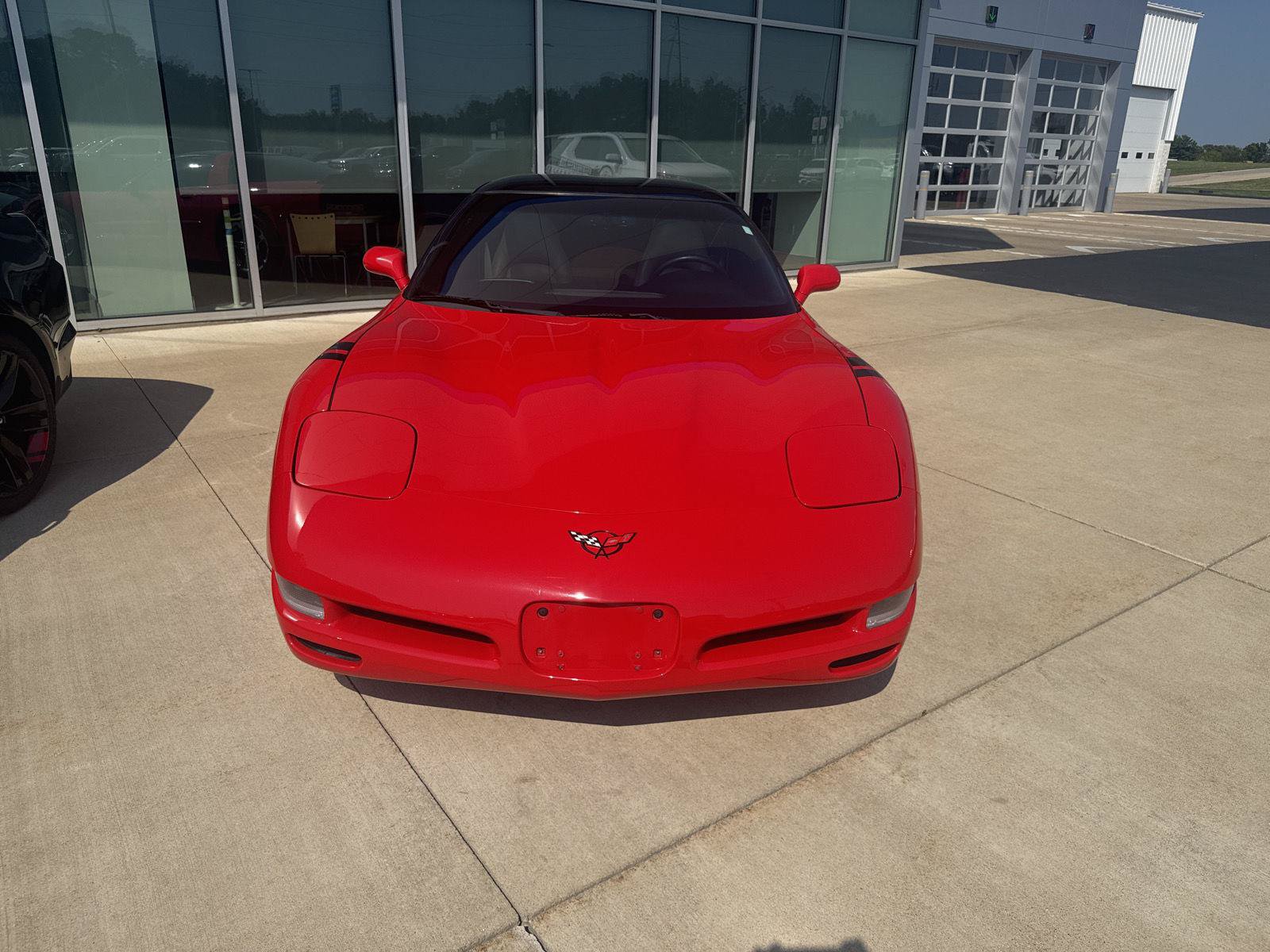 Used 1998 Chevrolet Corvette Coupe w/ Memory Pkg RWD image 6