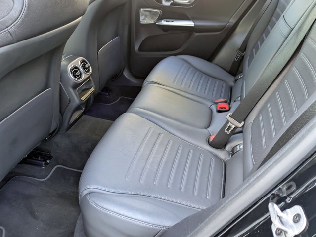 Certified 2024 Mercedes-Benz GLC 300 4MATIC image 20