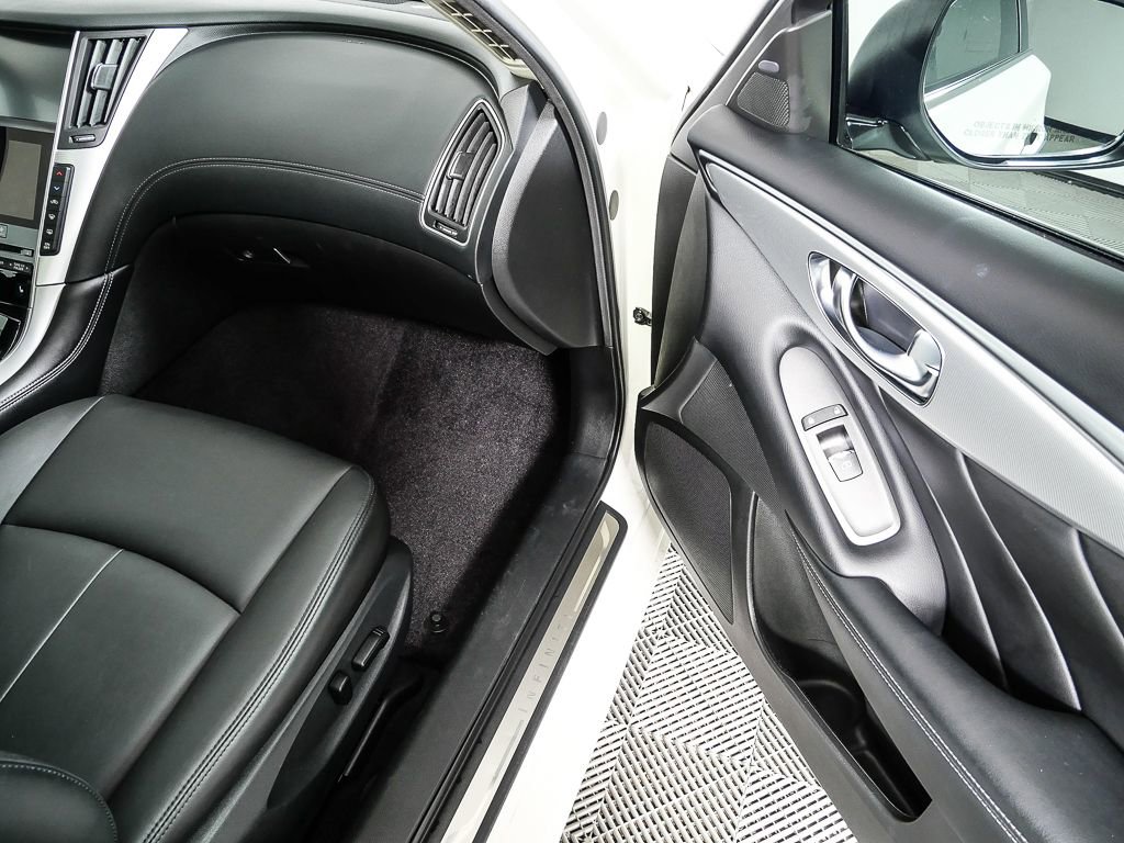 Used 2019 INFINITI Q50 Luxe w/ Essential Package (3.0T Luxe) image 24