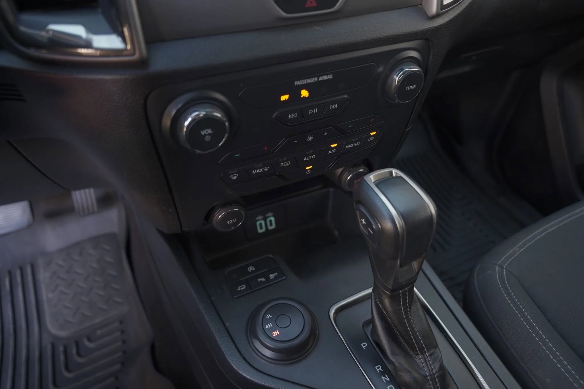 Used 2019 Ford Ranger XLT w/ Equipment Group 301A Mid image 13