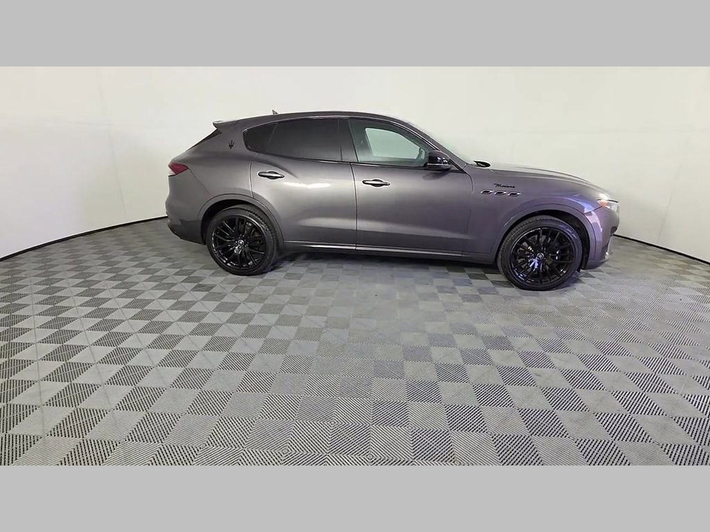 Used 2022 Maserati Levante Modena image 38