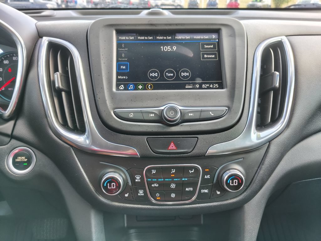 Used 2019 Chevrolet Equinox LT w/ Driver Convenience Package FWD image 3