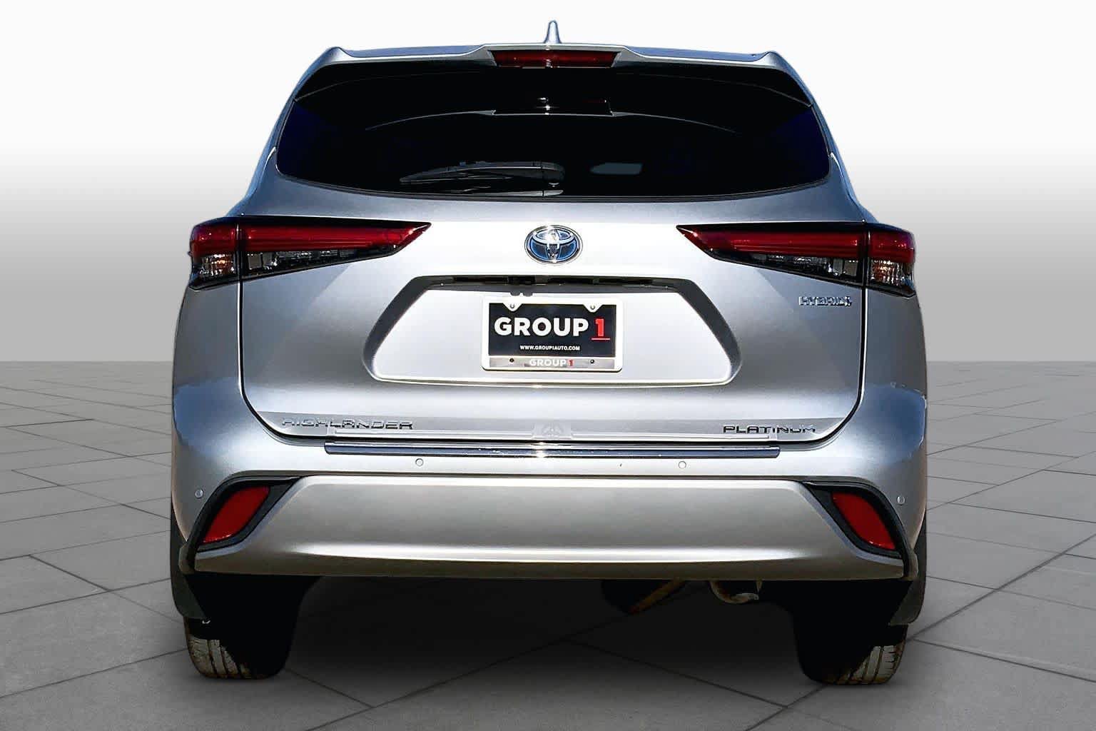 Used 2020 Toyota Highlander Platinum AWD/4WD image 10