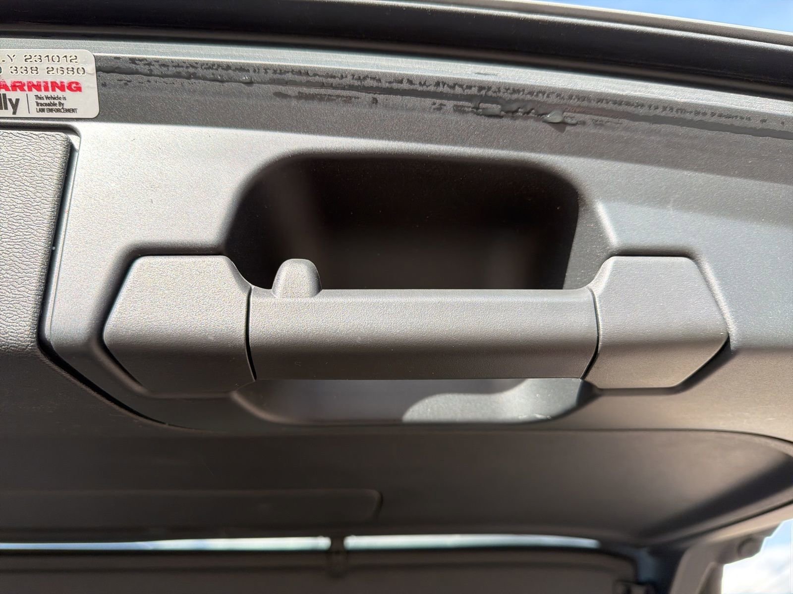 Certified 2025 Volvo XC60 T8 Plus w/ Protection Package Premier image 32