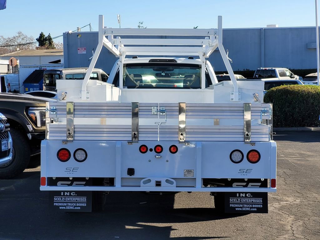 New 2024 Ford F550 2WD Regular Cab Super Duty image 30