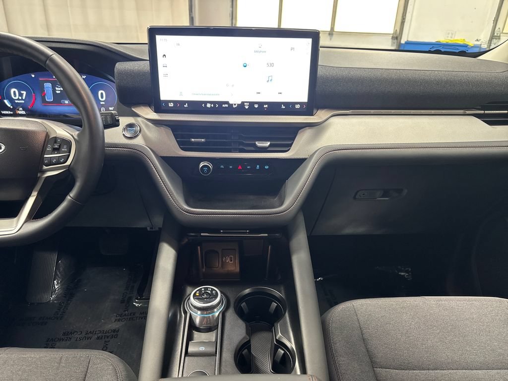 Certified 2025 Ford Explorer Active AWD/4WD image 16