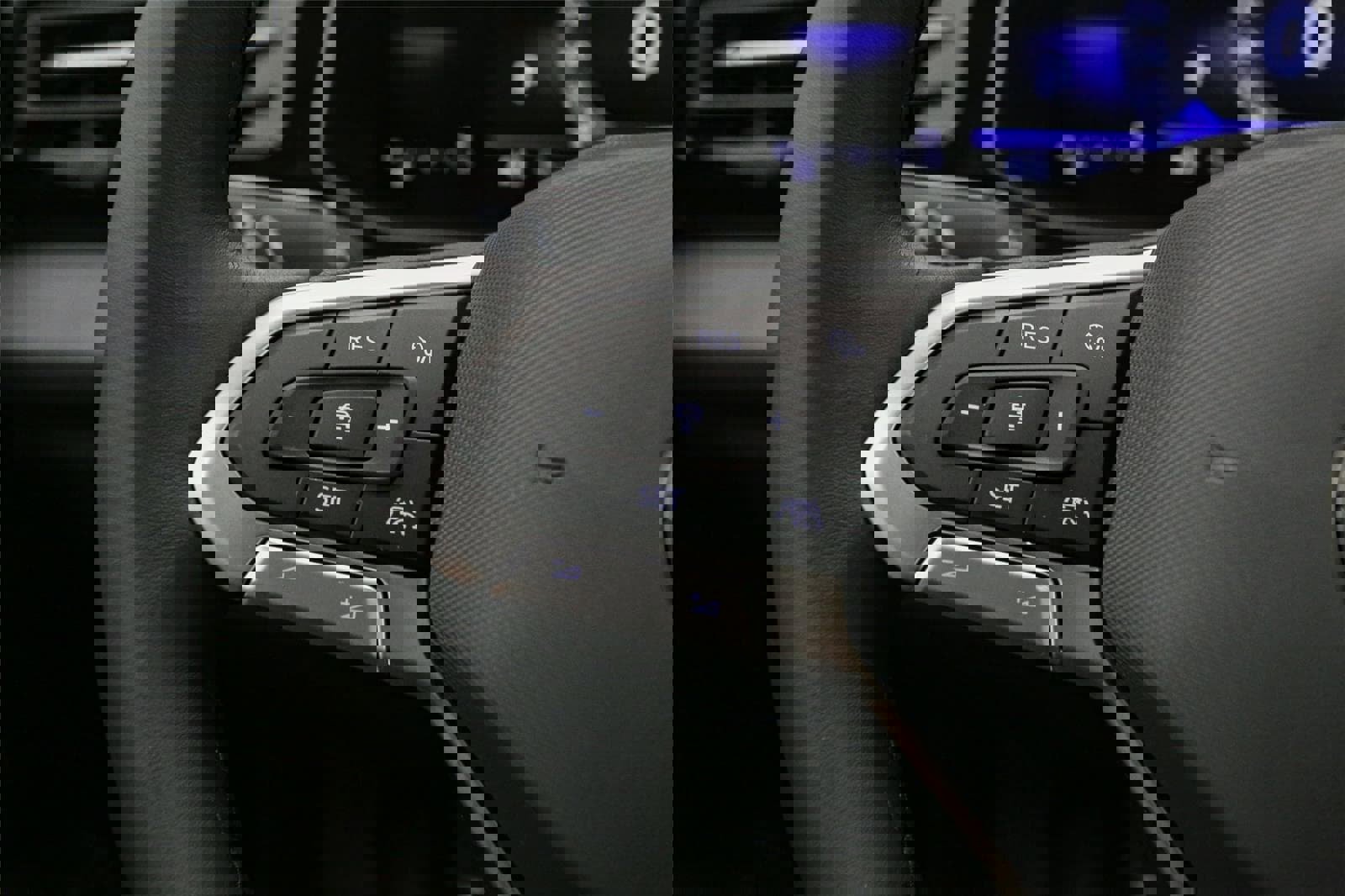 New 2025 Volkswagen Jetta SE image 22