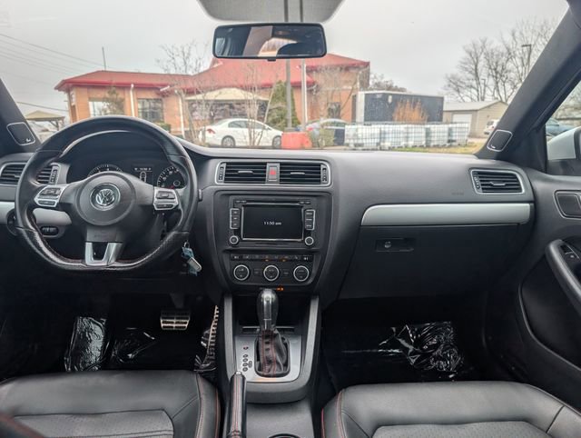 Used 2014 Volkswagen Jetta GLI Autobahn FWD image 15