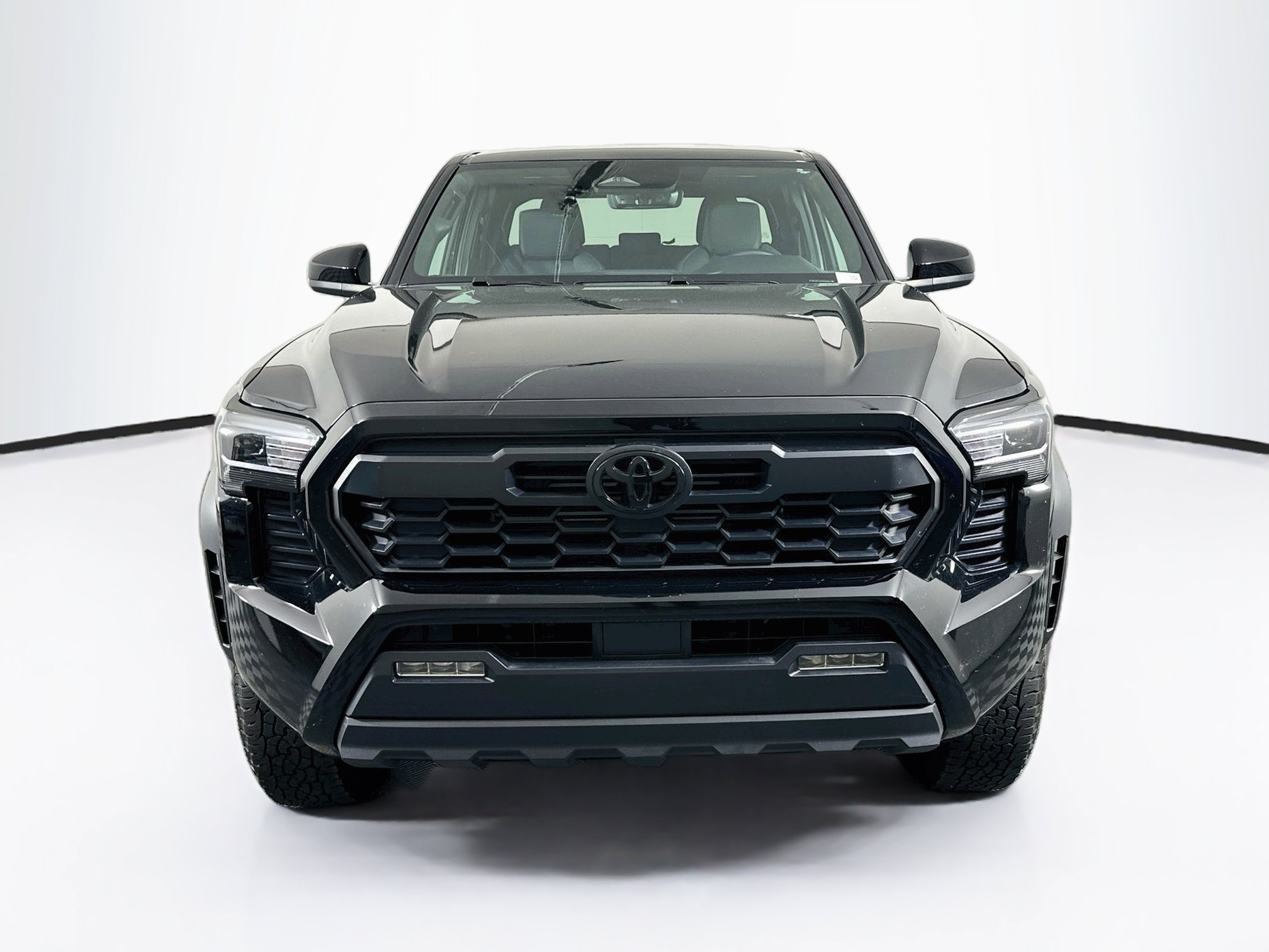 Used 2026 Toyota Tacoma TRD Off-Road AWD/4WD image 2