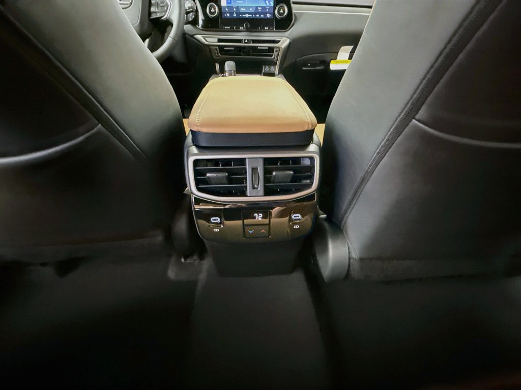 New 2026 Lexus RX 350 FWD w/ Accessory Package (2T) image 18